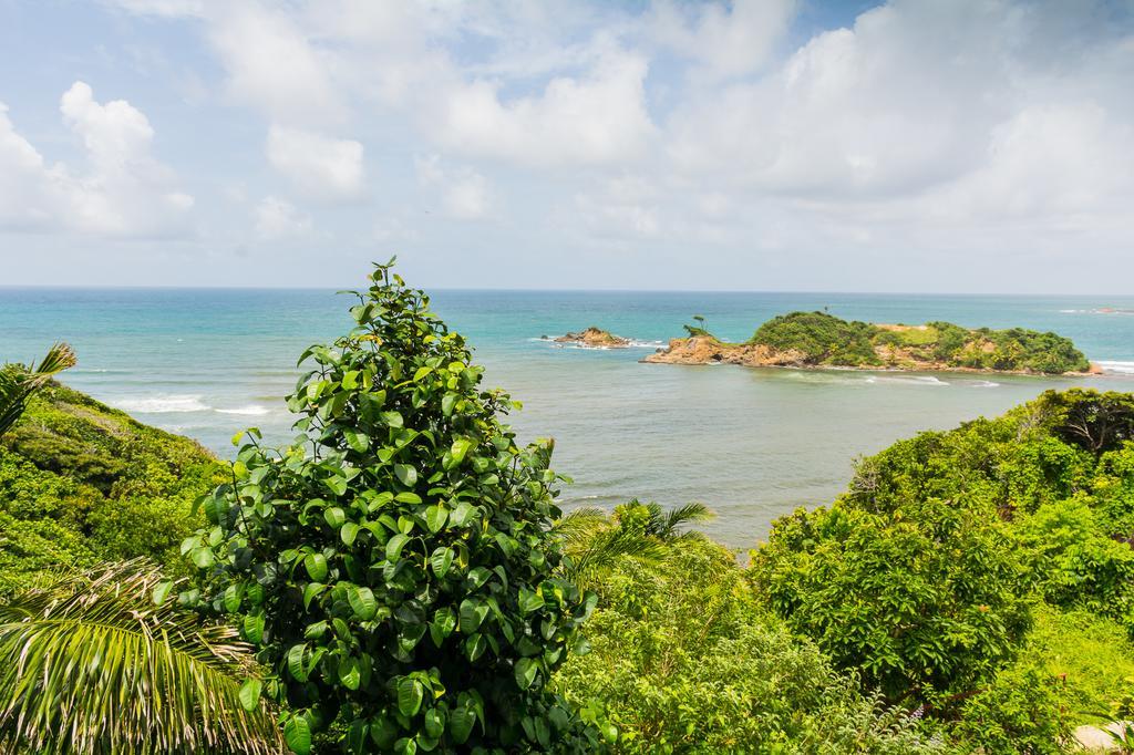 Calibishie Cove Hotel Bagian luar foto